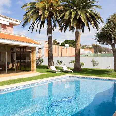 One & Only Sports And Relax Heated Pool By Eden Villa *